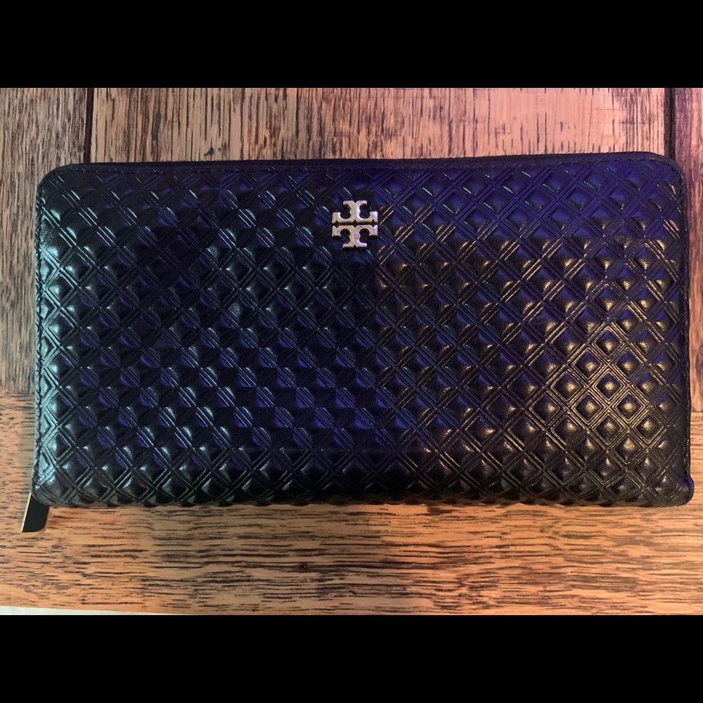 Tory Burch wallet